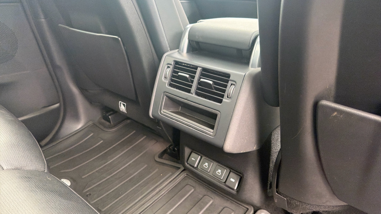 Land Rover Discovery 3.0 D250 R-Dynamic SE 5dr Auto Diesel Station Wagon